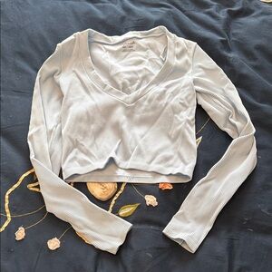 Urban Outfitters Light Blue Ribbed V-Neck Cropped Long Sleeve Top